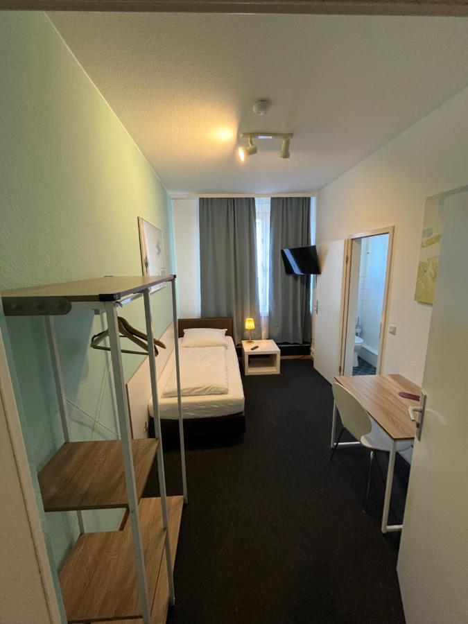 Hotel Schwarzer Baer Hannover Buitenkant foto